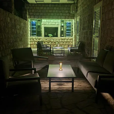 Beloc House Island 公寓 洛帕德