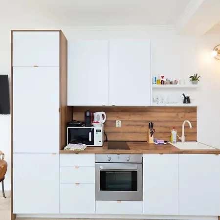 Beloc House Island 洛帕德