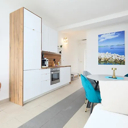 Beloc House Island 公寓 *