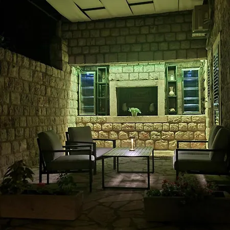 Beloc House Island Apartment