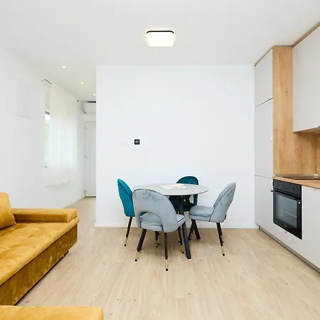 Beloc House Island Apartment