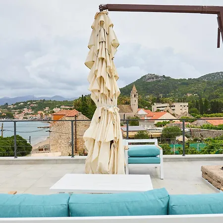 Beloc House Island * Лопуд