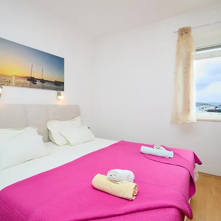 Apartment Beloc House Island *